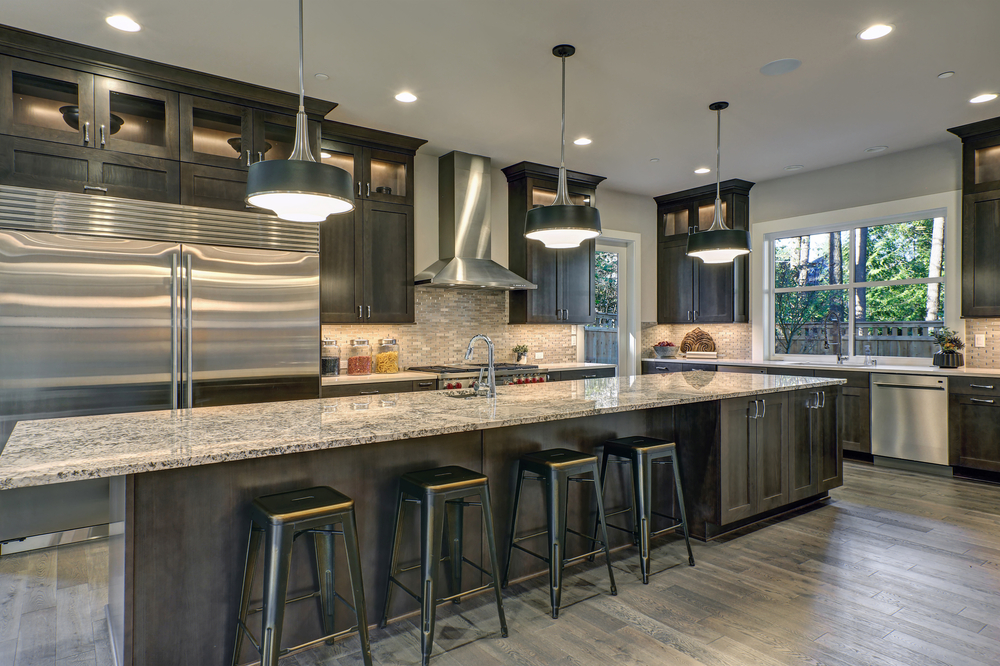 Counter stools are must-haves in the kitchen!
